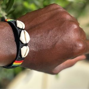 NW 💯 Handcrafted adjustable 1 Love ❤️ Benin 🇧🇯 Made